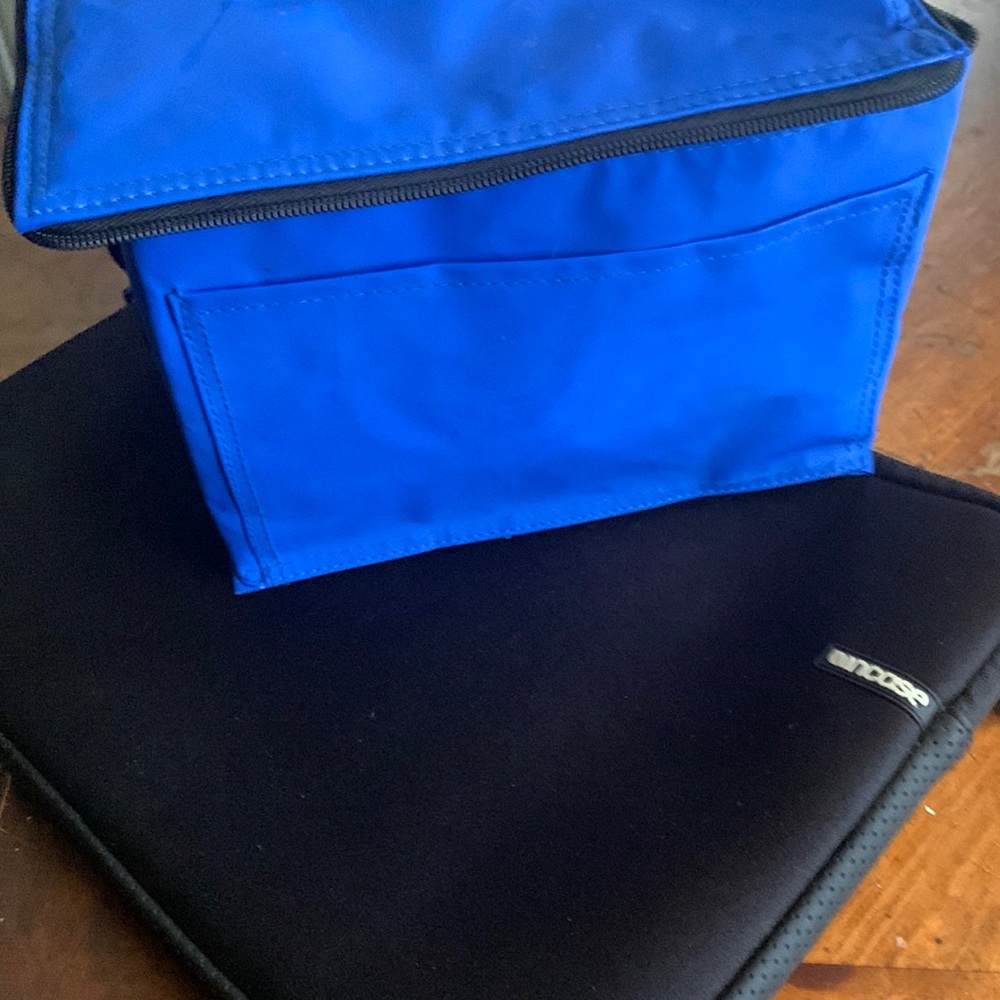 New lunch bag and computer sleeve bag
